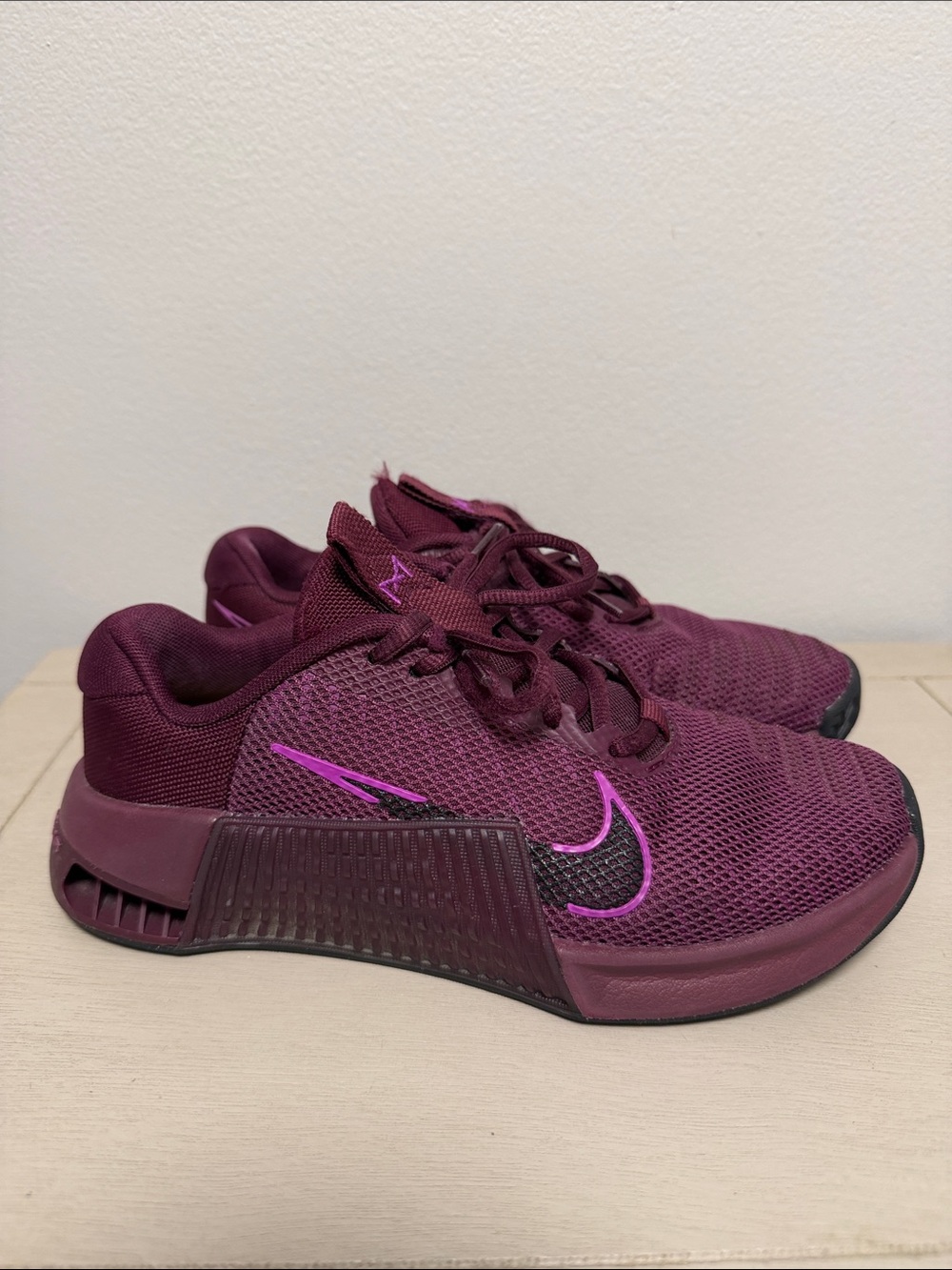 Nike Metcon 9 Women Size 5.5 Purple Burgundy Gym CrossFit Training Shoes